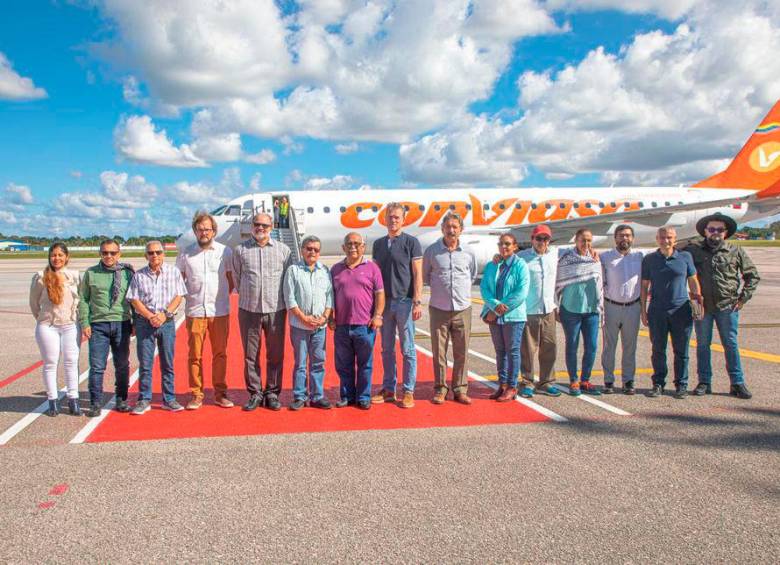Diez integrantes de la delegación del ELN arribaron a Venezuela el domingo. No viajó Nicolás Rodríguez Bautista, alias Gabino. FOTO: Cortesía. 