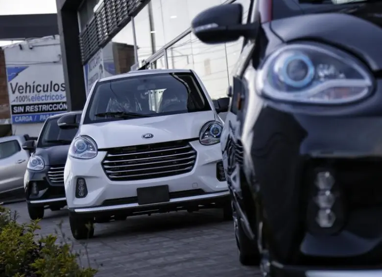 Para Fenalco y la Andi, estas cifras confirman que la movilidad eléctrica e híbrida ya no es una tendencia, sino una realidad que está transformando el parque automotor colombiano. FOTO: COlprensa.