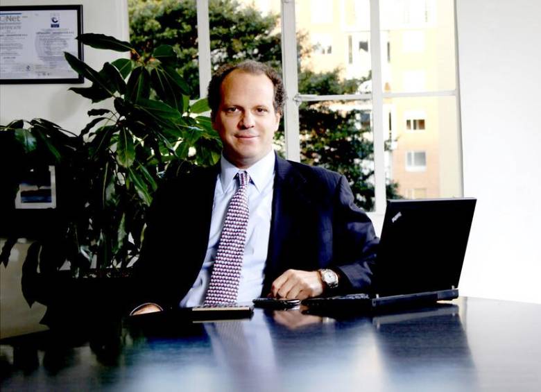 David Seinjet fue el creador de Credivalores y Ban100.