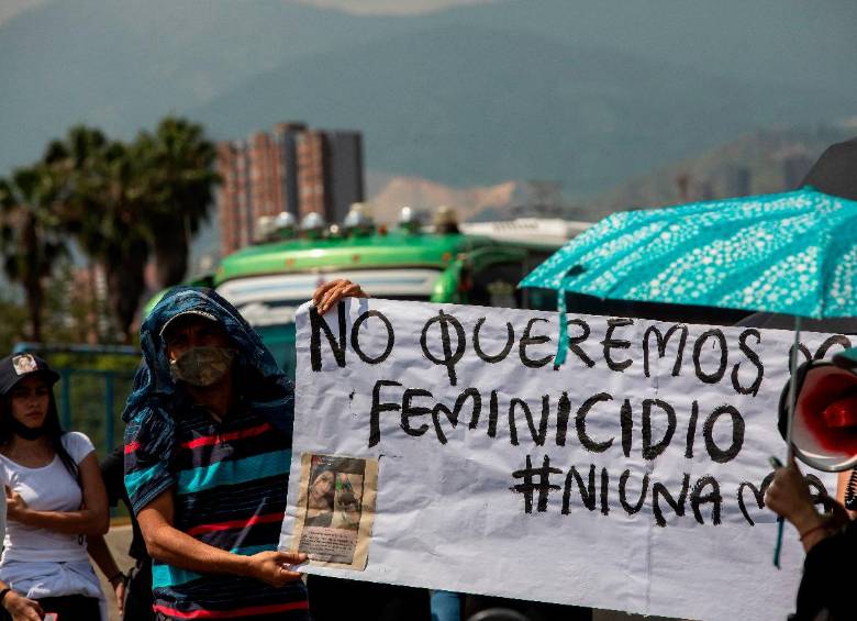 A través de manifestaciones ciudadanas se ha rechazado el asesinato de mujeres en Medellín y el resto del país. FOTO: Camilo Suárez