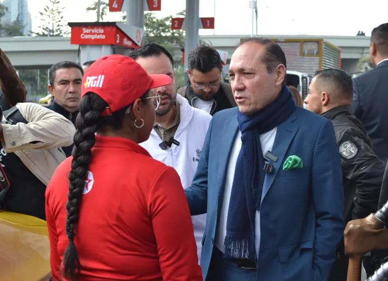 En total, más de 20 estaciones recibirán requerimientos formales, al menos seis enfrentarán procesos sancionatorios y ocho serán bloqueadas preventivamente en el Sistema de Control de Combustibles (SICOM). FOTO: MinTrabajo