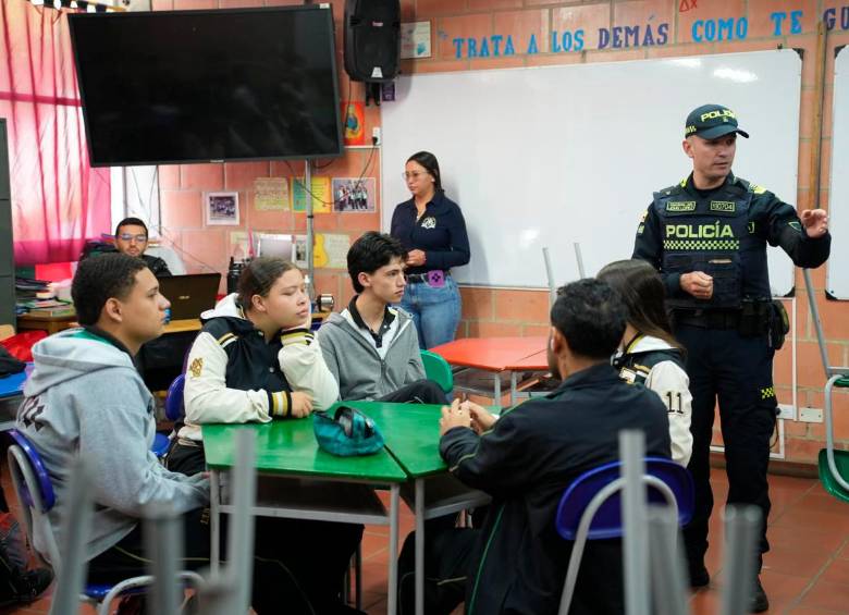 La estrategia pedagógica es esencial dentro de la campaña contra las drogas alucinógenas y vapeadores.
