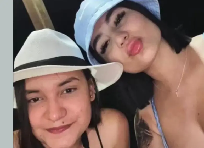 Angie Manuela Loaiza Jaramillo y su prima María José Villa murieron tras una accidente de tránsito en Bello. FOTO: Tomada de las redes sociales 