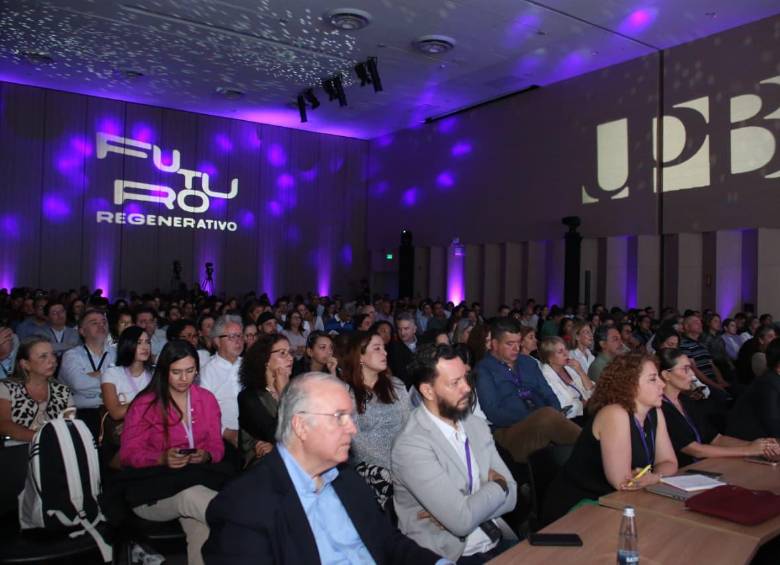 La Escuela de Verano Saberes UPB 2026 es un regalo de la Universidad Pontificia Bolivariana para Medellín en la celebración de sus 90 años de vida institucional y de la décima edición de este certamen. La imagen corresponde al evento de 2025. Foto. Cortesía. 