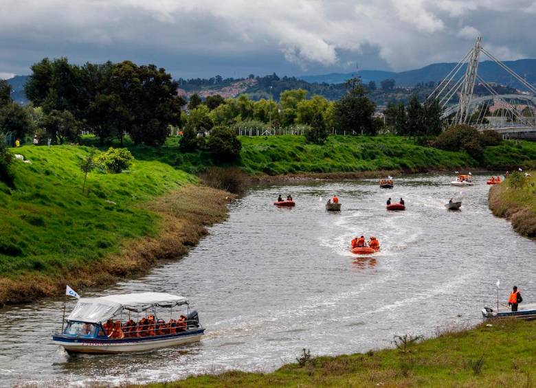 Habitantes de la capital y municipios aledaños podrán navegar el río Bogotá en lanchas habilitadas por las autoridades ambientales de Cundinamarca. FOTO: CORTESÍA CAR