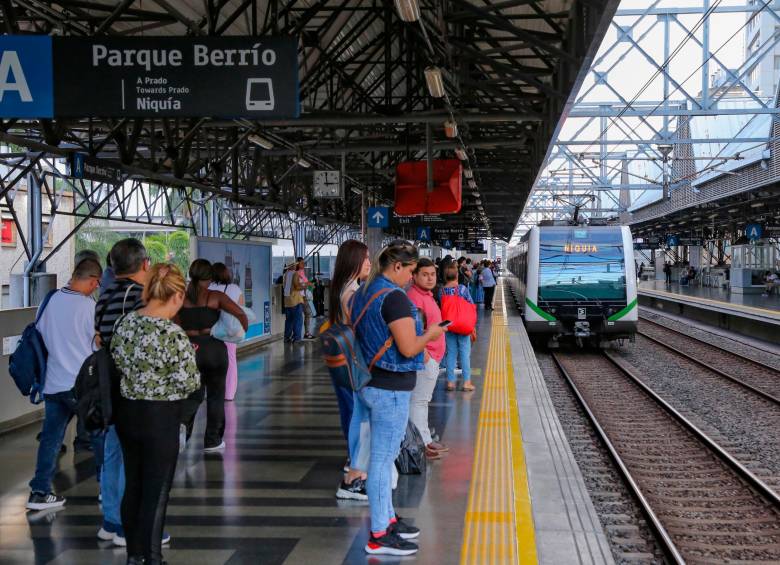 La tarifa diferencial del cobro por cero pesos estará vigente hasta las seis de la tarde del domingo. FOTO: METRO