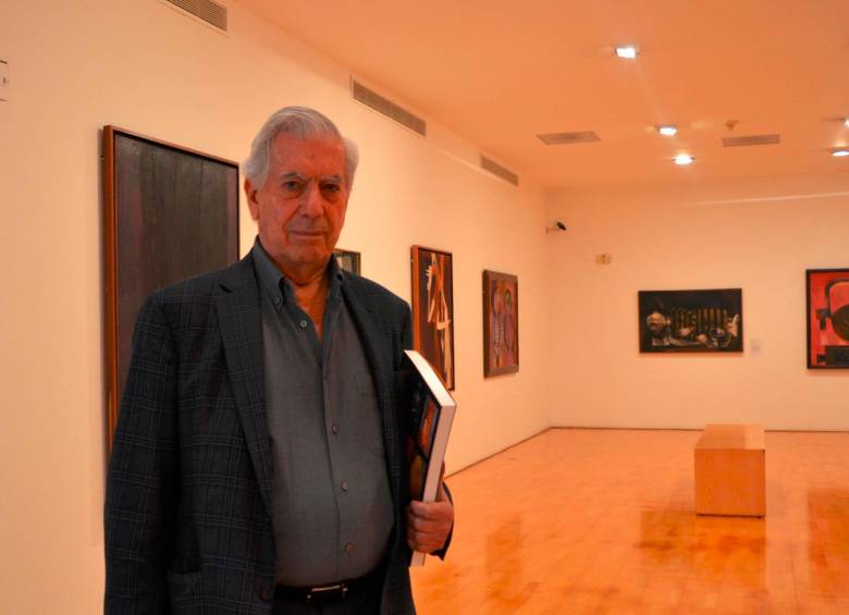 Mario Vargas Llosa en la Casa de la Moneda de Bogotá. Foto: Colprensa. 