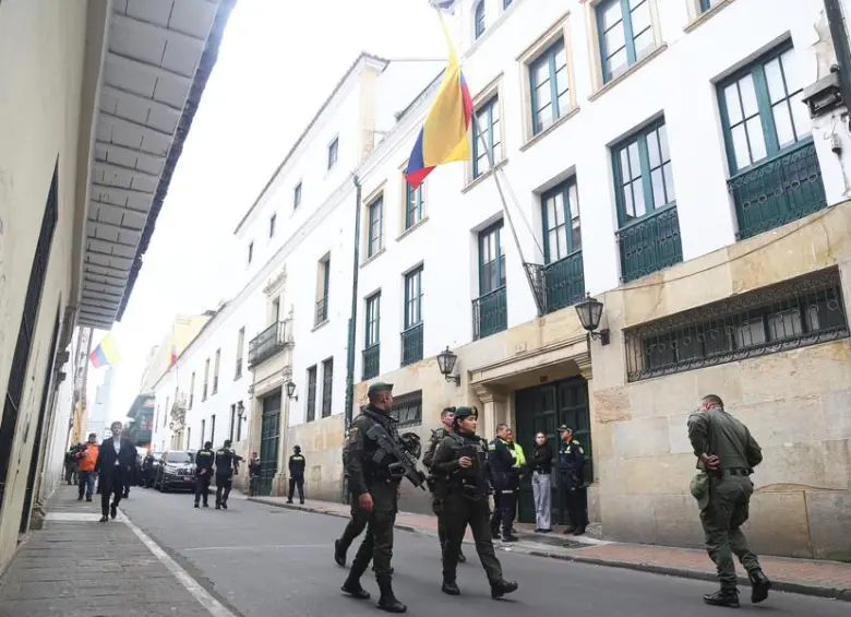 Advierten posibles irregularidades en más de 1.000 contratos de la Cancillería. FOTO: Colprensa 