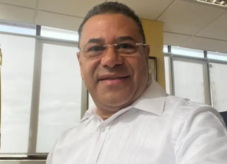 Asesinaron a Gilberto Jesús Calao, director seccional de la DIAN en Tuluá, Valle del Cauca. FOTO: Tomada de Facebook 