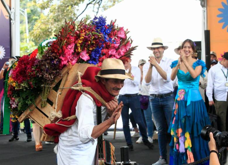 Los finalistas exponen sus silletas. FOTO CAMILO SUÁREZ 