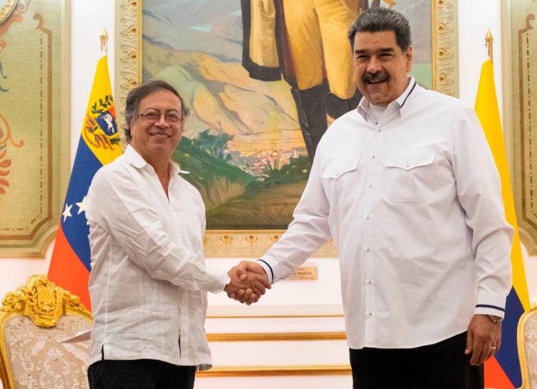 El presidente Gustavo Petro llegó al Palacio de Miraflores para reunirse con el mandatario venezolano, Nicolás Maduro. FOTO: CORTESÍA PRESIDENCIA