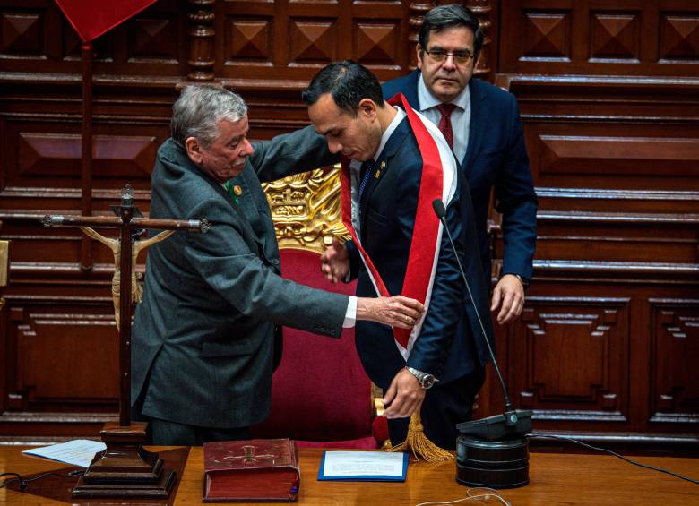 <b>José Jerí, un abogado de 38 años</b>, tomó juramento del cargo a primera hora por un período que se extenderá hasta julio de 2026. Foto: GETTY
