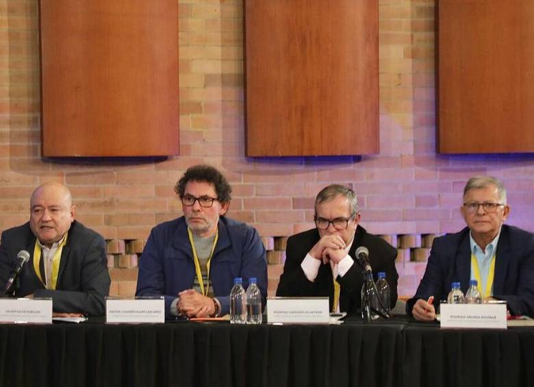 Algunos de quienes hicieron parte del secretariado de las Farc, citados ante la JEP por delito de secuestro en 2022. FOTO: JEP