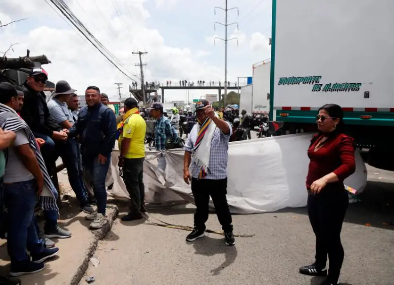 Los parlamentarios hicieron un llamado a establecer corredores humanitarios que permitan el paso de ambulancias, organismos de socorro o alimentos perecederos. FOTO: COLPRENSA