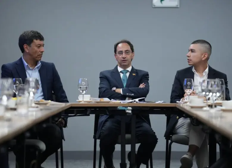 El vicepresidente electo de Colombia, José Manuel Restrepo, sostuvo una reunión con los principales actores del sector financiero. FOTO: ASOBANCARIA