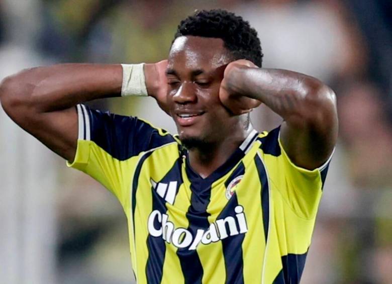 Jhon Durán sigue en el ojo del huracán por su comportamiento. FOTO AFP