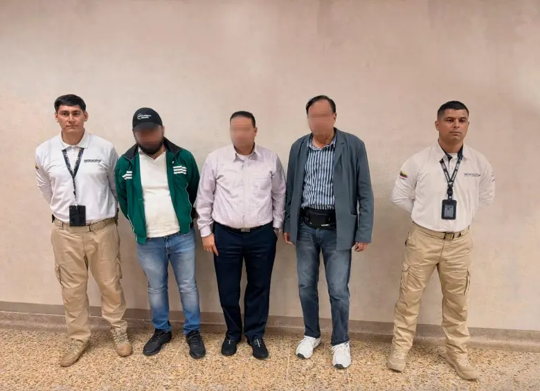 Los tres primeros extranjeros devueltos en las últimas horas traían elementos de tipo sexual en sus maletas. FOTO: CORTESÍA MIGRACIÓN