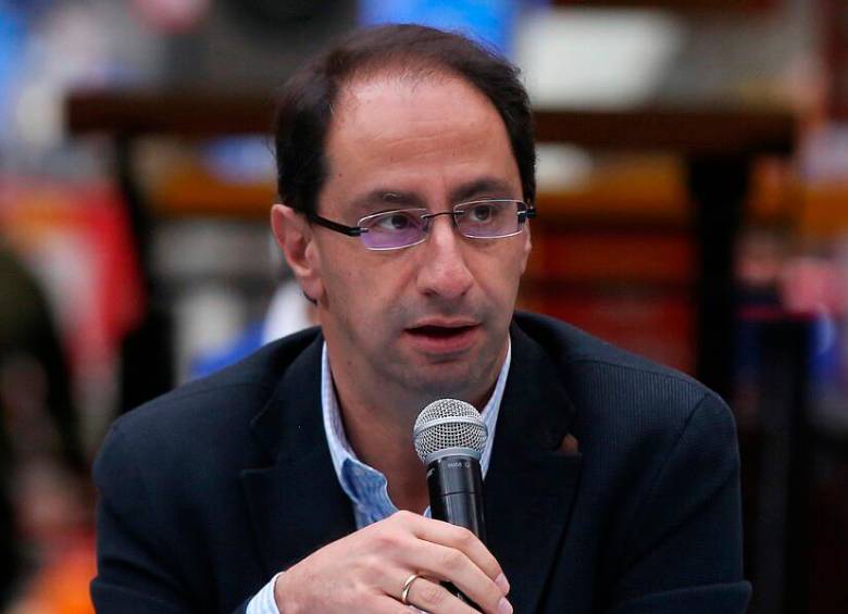 “Acepté ser fórmula de Abelardo porque estamos al borde del abismo”: entrevista con José Manuel Restrepo