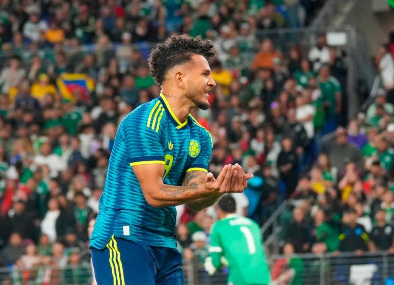 El festejo de Luis Suárez tras marcar el gol de Colombia ante México. FOTO FCF