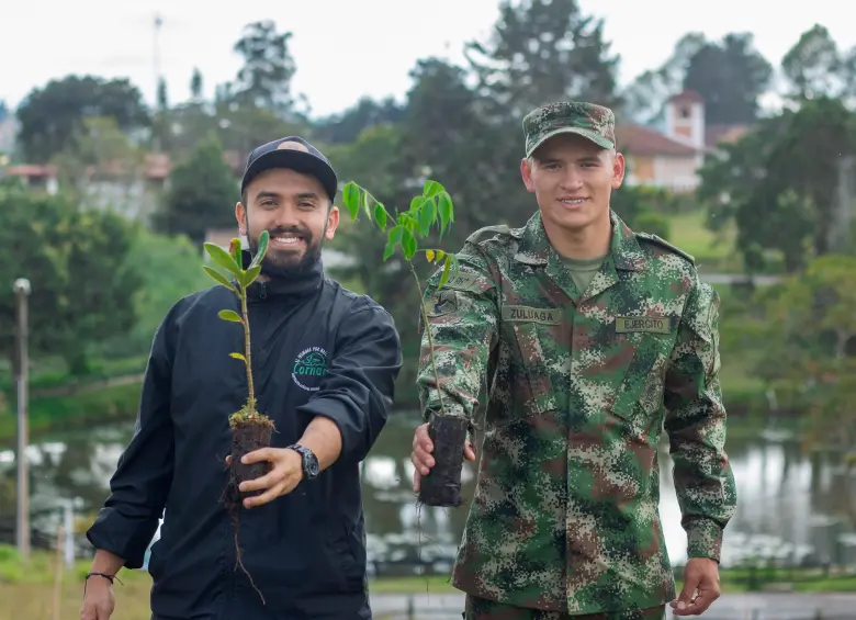 Programas como BanCO2 y CERCA han vinculado a miles de familias en la conservación de más de 30 mil hectáreas de bosque en la jurisdicción de Cornare. FOTO cortesía Cornare