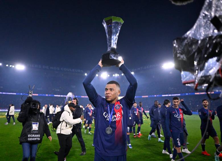 Kylian Mbappé, ¿compañero de Luis Díaz? Este es el salario que debería asumir el Liverpool