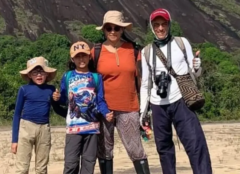 Valderrama-Casallas, una familia colombiana, recorre su país sin ataduras materiales. FOTO: Tomada de Instagram @Losvalderramaviajeros