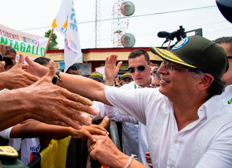 El presidente nombró este jueves al presidente del SAE. FOTO: COLPRENSA