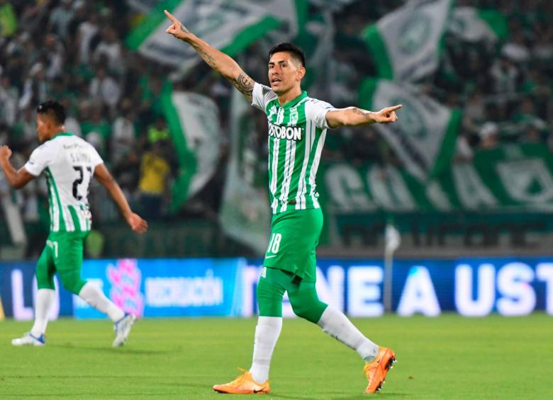 El defensa central Emanuel Olivera marcó el segundo tanto de la noche en el duelo ante Millonarios, pero el VAR lo anuló. FOTO: DIMAYOR 