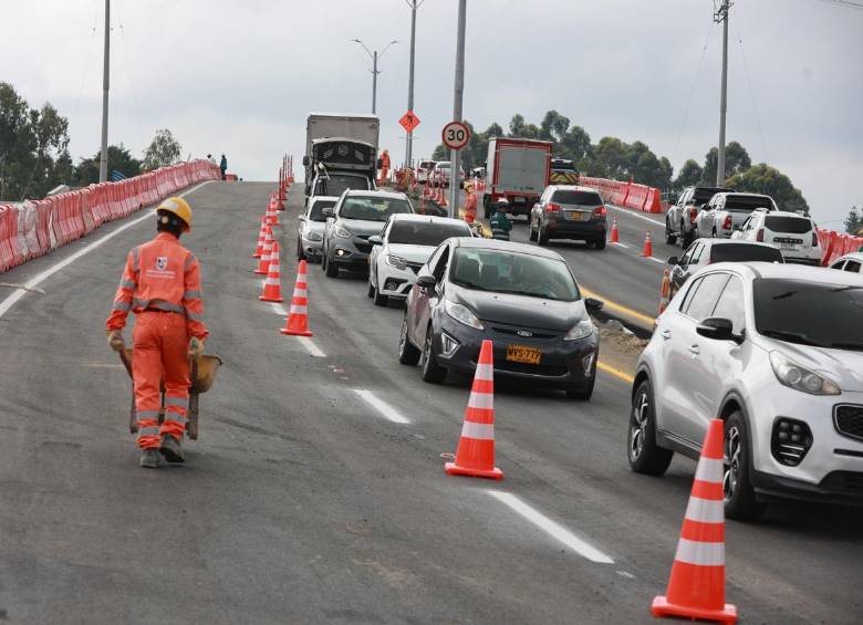 Habilitaron de manera anticipada intercambio vial al aeropuerto José María Córdova