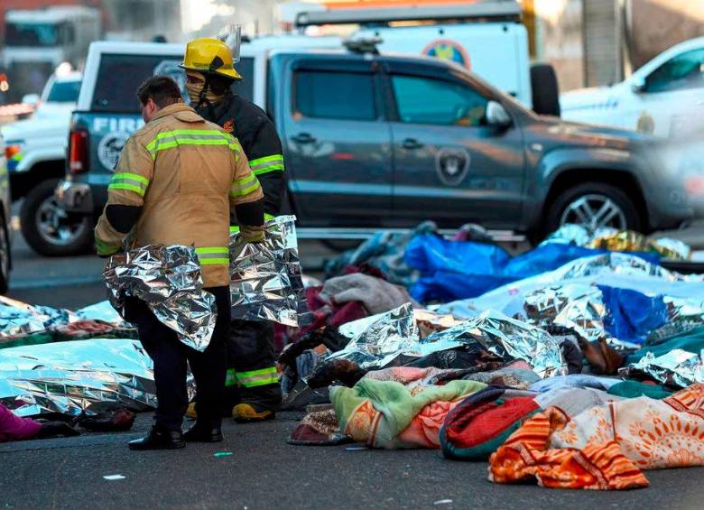 73 muertos y 52 heridos dejó una conflagración en Johannesburgo. Foto: Tomadas de la cuenta en la red social de Alerta Mundial @AlertaMundial2. 