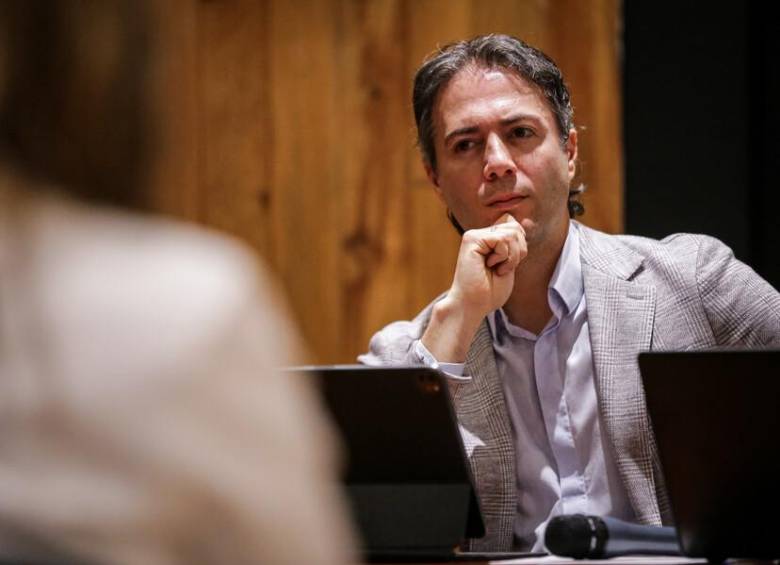 Daniel Quintero, quien actualmente se encuentra en medio de diferentes procesos judiciales, podrá ser citado a un debate de control político en la Cámara de Representantes por sus gestiones como Superintendente de Salud. Foto: Colprensa.