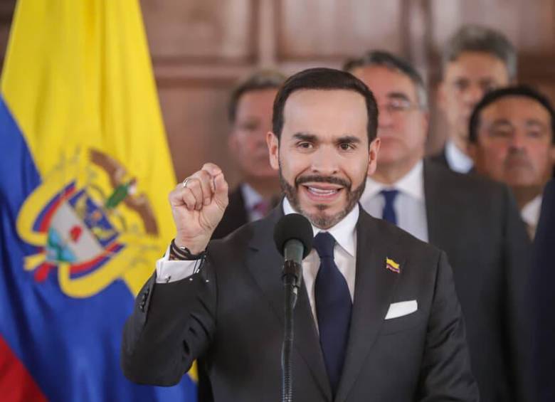 El presidente Abelardo de la Espriella anunció operativos inicialmente en Barranquilla para identificar a migrantes en situación irregular y priorizar los casos de extranjeros vinculados con actividades delictivas. FOTO: Colprensa. 