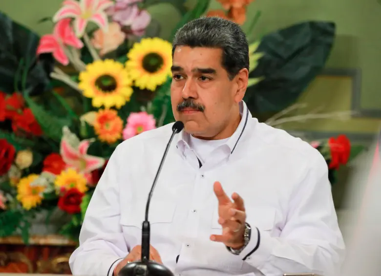 Maduro hizo el anuncio en medio de un programa de televisión. FOTO: Colprensa