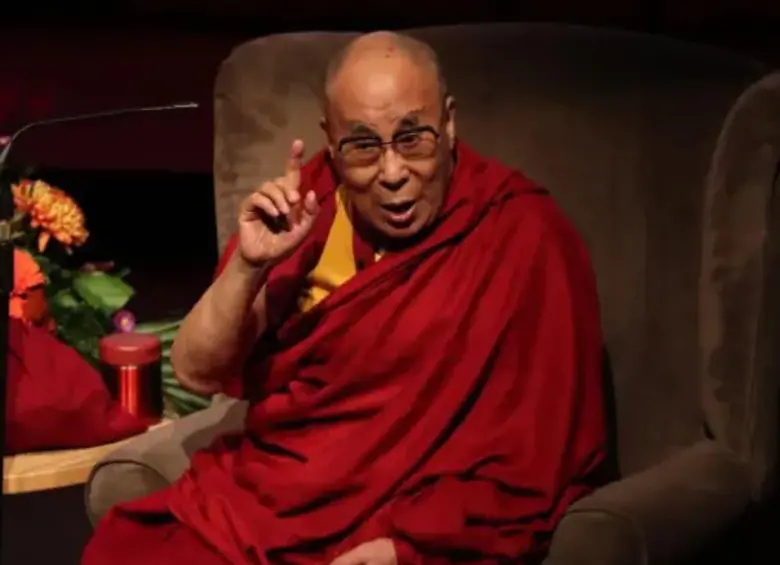 ¿Por qué el complejo ritual de los budistas tibetanos para encontrar al sucesor del Dalái es un desafío para China?