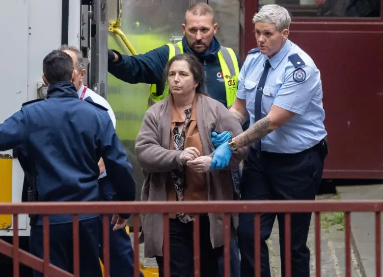 Erin Patterson fue condenada este lunes a cadena perpetua por asesinato a familiares de su esposo. FOTO: GETTY
