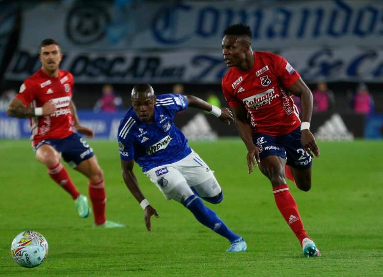 Pese a que Medellín se mostró superior a Millonarios en varios pasajes del juego, el capitalino equilibró la balanza con pelotas paradas. Yulián Gómez, uno de los destacados del DIM. FOTO colprensa