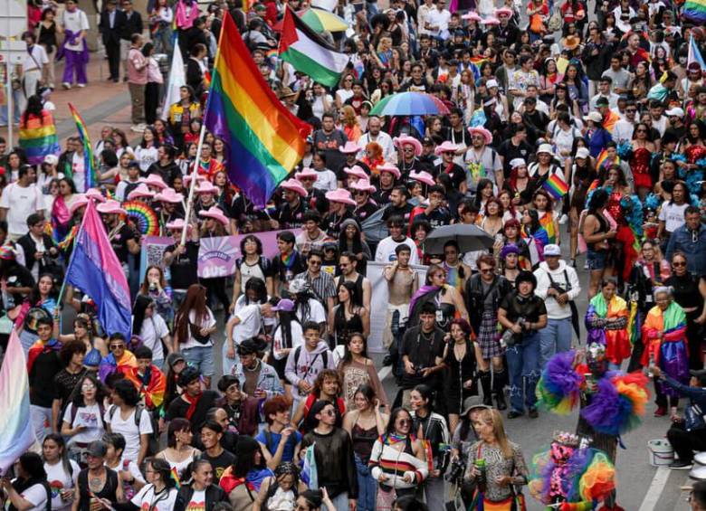 El Gobierno británico asegura que las terapias de conversión han incluido casos de violencia física, amenazas, manipulación psicológica e incluso exorcismos, según testimonios de víctimas. FOTO: Colprensa.