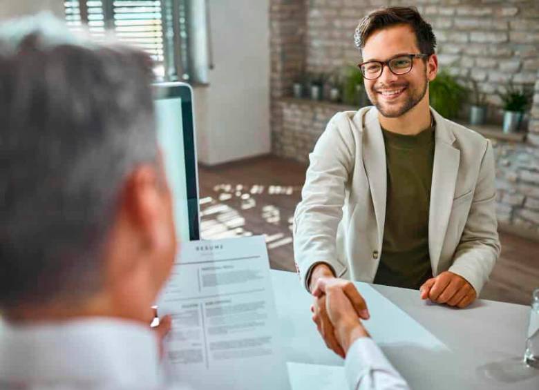 La construcción ofrece estabilidad laboral y contratos formales, una ventaja frente a otros sectores de alta rotación. FOTO: GETTY