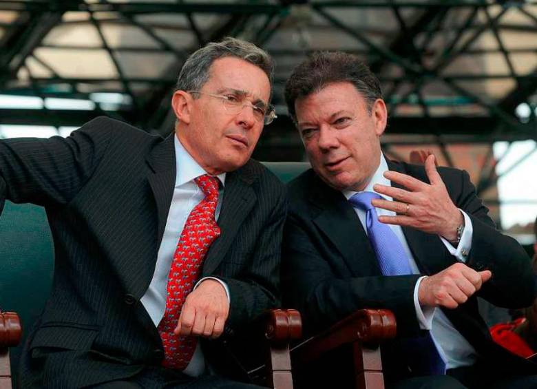 Juan Manuel Santos fue el sucesor en la Presidencia cuando Álvaro Uribe terminó su periodo. Uribe habló sobre los dineros corruptos que habrían entrado a la campaña de Santos en 2010 y 2014.FOTO cortesía