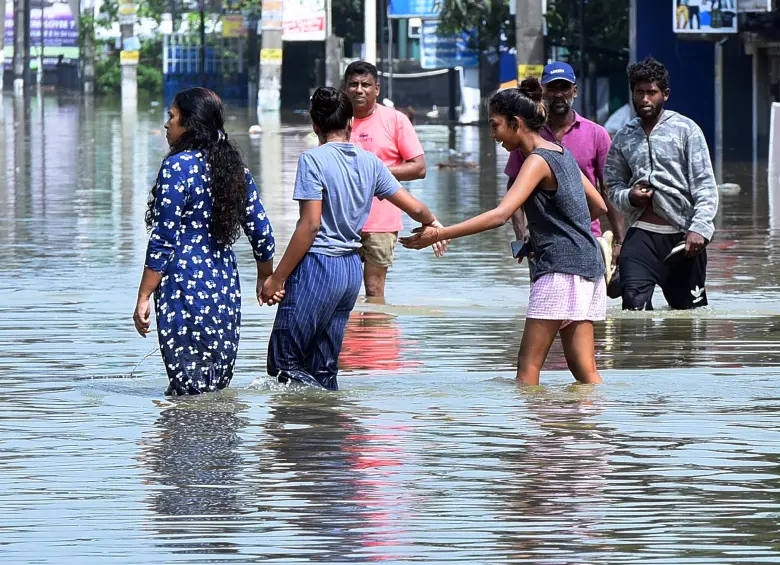 La cifra de muertos por las condiciones climáticas extremas que afectan Sri Lanka aumentó. FOTO: <i>Xinhua</i>