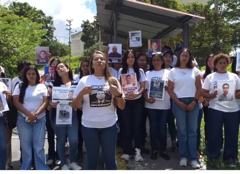 Familias de presos políticos en Venezuela se suman a la huelga de hambre tras las exclusiones en la recién aprobada ley de amnistía. FOTO: captura de video