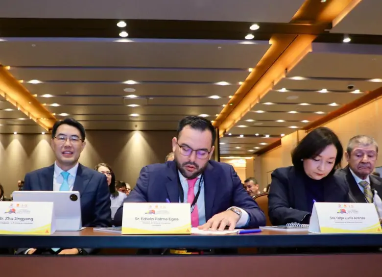 El ministro de Minas y Energía, Edwin Palma, en el IX Diálogo China–Colombia.