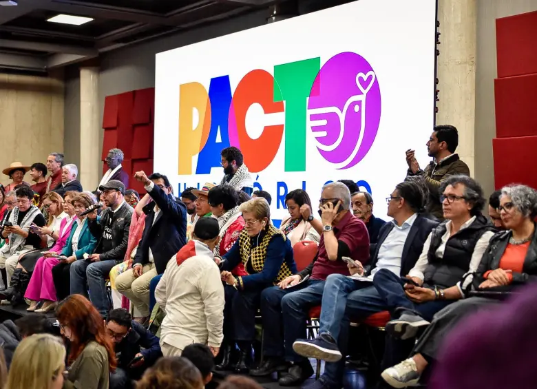 El Pacto Histórico emitió una circular prohibiendo la participación de sus militantes en las consultas del 8 de marzo. . (Colprensa - Cristian Bayona).