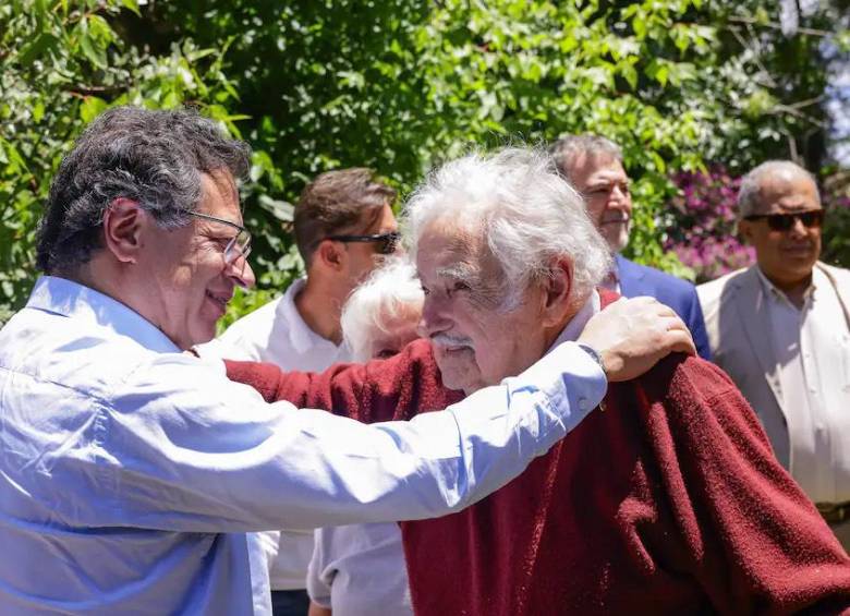 Mujica fue clave en el proceso de paz con las extintas guerrillas de las Farc y construyó una relación cercana con los expresidentes Juan Manuel Santos y Ernesto Samper. Foto: Presidencia