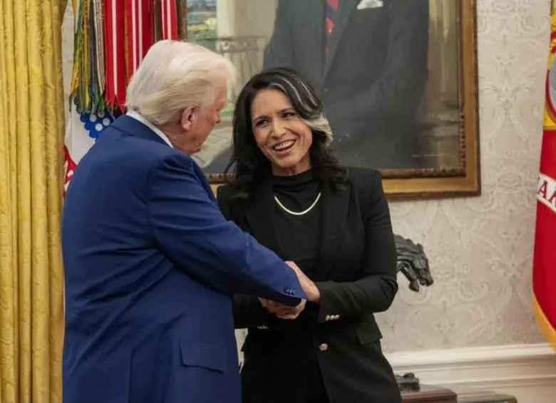 Tulsi Gabbard, directora de Inteligencia Nacional de Estados Unidos, dijo que la política de “cambio de régimen” ha terminado. FOTO: Tomada de X @TulsiGabbard