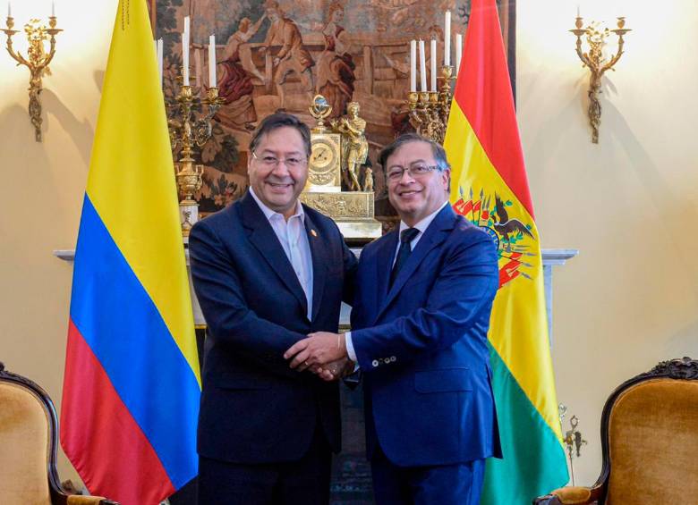 Luis Arce, presidente de Bolivia junto a Gustavo Petro, presidente de Colombia. FOTO CORTESÍA 