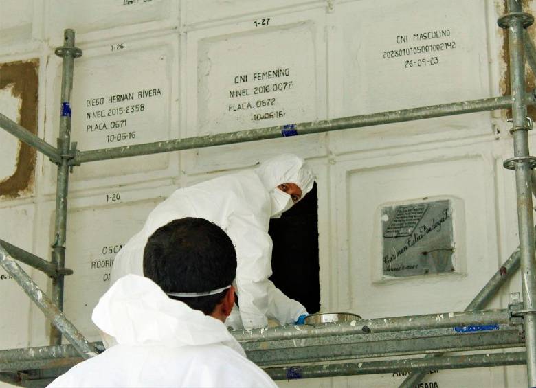 Las labores forenses en el Cementerio Universal se están realizando por parte de la UBPD desde el año 2020. FOTO: CORTESÍA UBPD