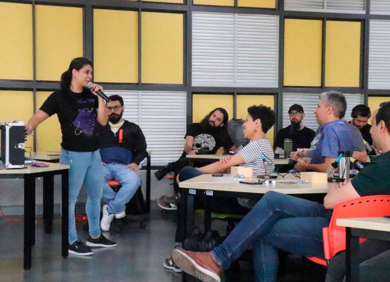 En Mutar, los jóvenes pueden aprender de producción, creación, exploración y experimentación sonora. FOTO Alcaldía de Medellín 