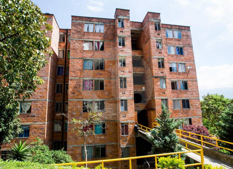 Edificio Altos de Calasanz, donde supuestamente queda la firma. Foto Julio Cesar Herrera
