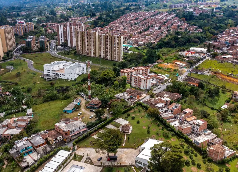 La nueva política de vivienda pretende beneficiar a más de 571.000 familias en los 125 municipios de Antioquia. FOTO ARCHIVO EL COLOMBIANO.